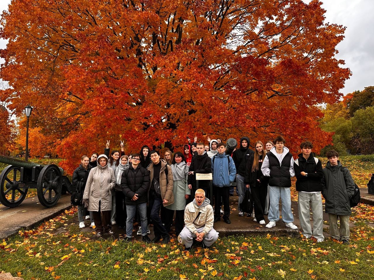 Вне аудиторий: как студенты и выпускники создают традиции